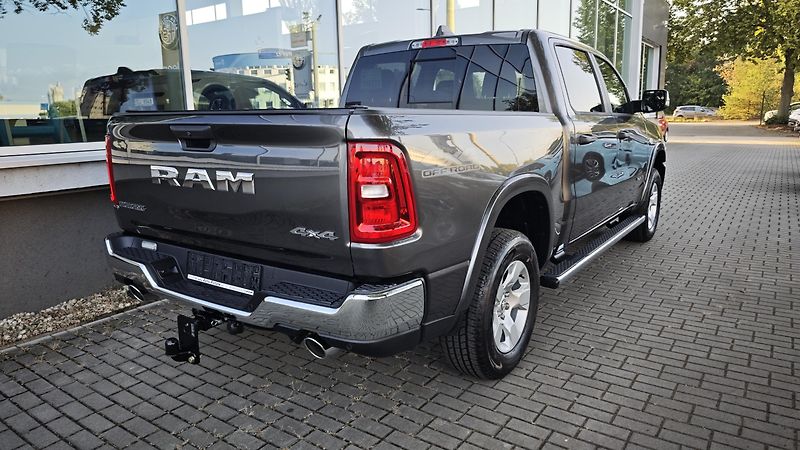 Dodge RAM (2026) 1500, 5.7 V8  Bighorn MY26 - fotka 10 z 50