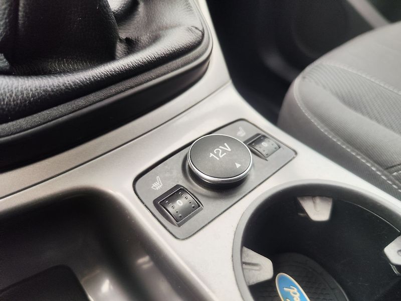 Ford Kuga 1.5 EB/110kW Sync Edition - fotka 20 z 28