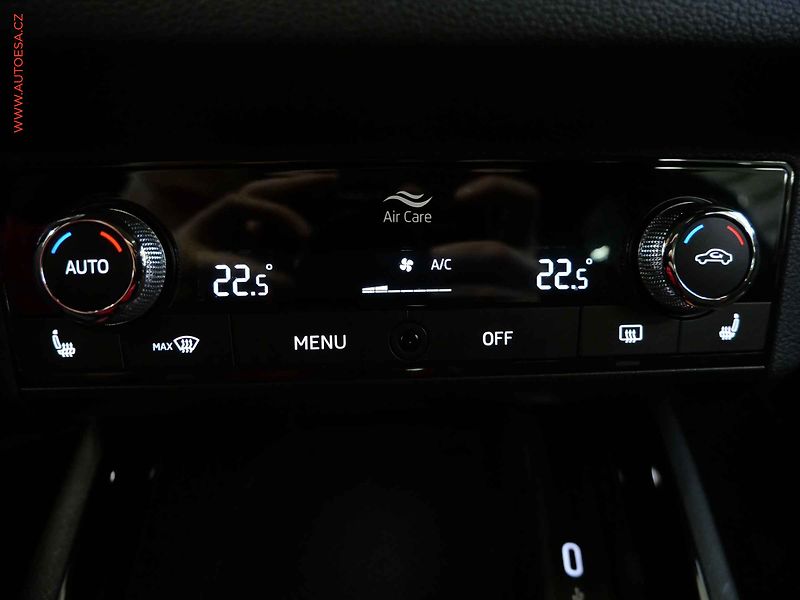 Škoda Scala (2022) 1.5 TSi, 2.maj,ČR, Monte - fotka 21 z 24