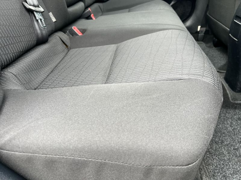 Toyota Avensis SOL 1.8 VVT-i NAVI KLIMA ALU - fotka 33 z 45
