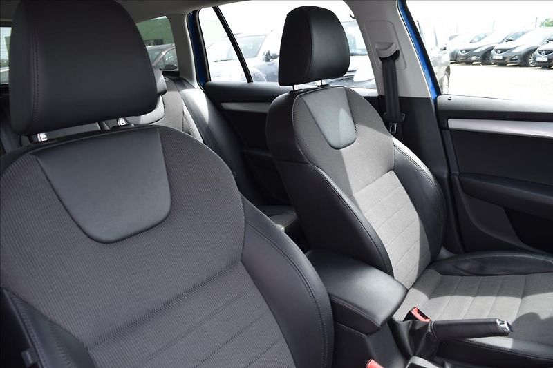 Škoda Octavia 1,4 TSI 110KW NÍZKÉ KM XENONY - fotka 24 z 51