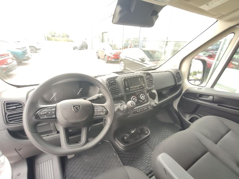 Peugeot Boxer (2026) 2.2HDI 120kMAN6 KAMERA REZERVA - fotka 2 z 29