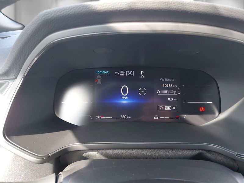 Renault Captur (2025) 1,3 TCe 116 kW EDC Techno - fotka 18 z 25