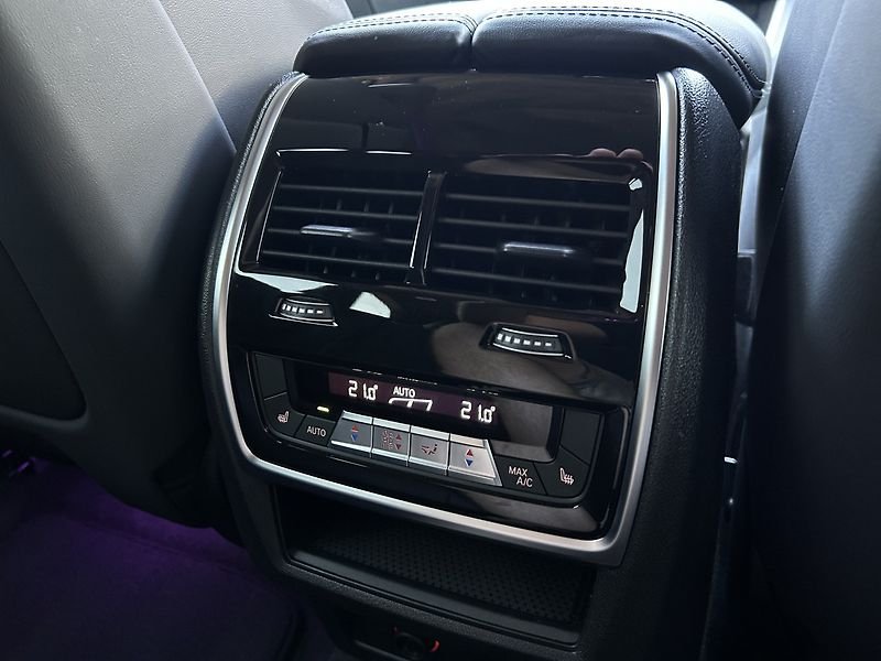 BMW XM 4.4 V8 ZÁRUKA - fotka 40 z 43
