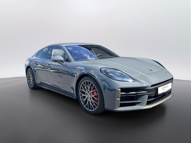 Porsche Panamera (2025) Turbo E-Hybrid - fotka 7 z 30
