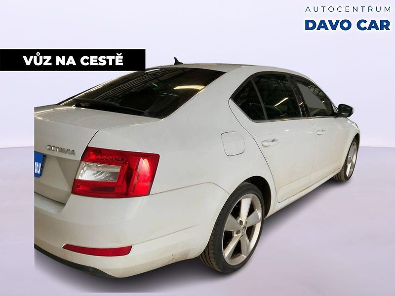 Škoda Octavia 2,0 TDI 110kW Style Kůže Navi - fotka 3 z 12