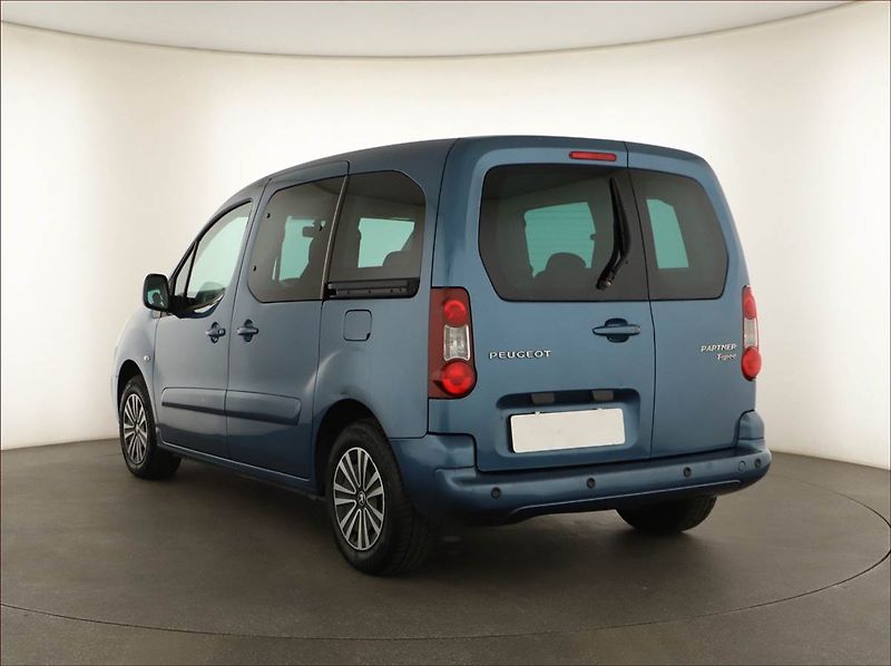 Peugeot Partner (2018) Active 1.6 HDi, 5Míst, ČR, DPH - fotka 4 z 11