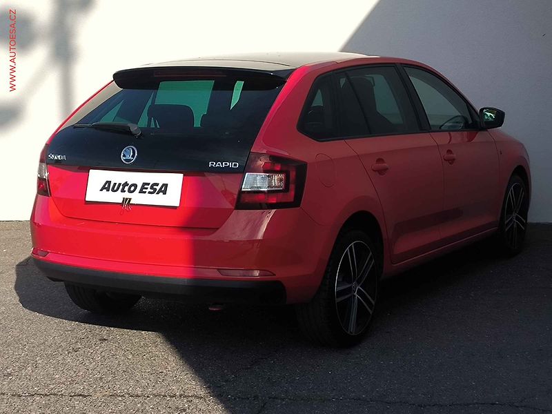 Škoda Rapid (2015) 1.2 TSi, Sport, xenon, panor - fotka 4 z 18