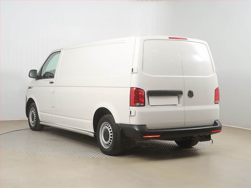 Volkswagen Transporter (2020) 2.0 TDI, L2H1 - fotka 4 z 16
