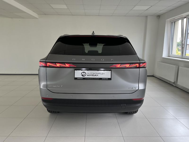 Omoda 7 (2026) PHEV PREMIUM - fotka 14 z 17