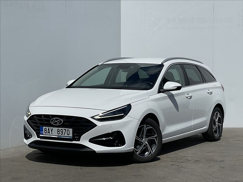 Hyundai i30 1,6 CRDi Combi Smart PDC - fotografie inzerátu