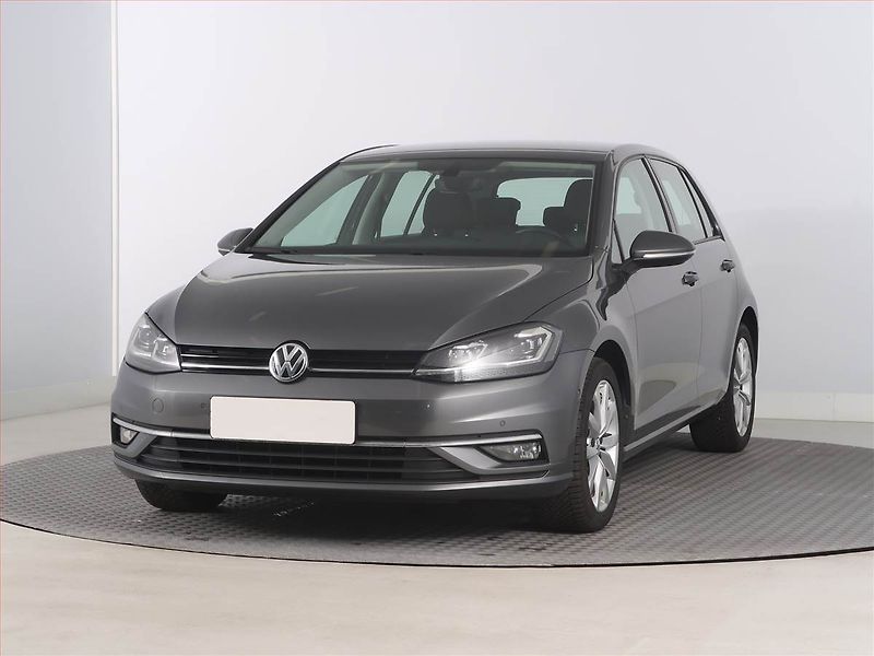 Volkswagen Golf (2017) 1.0 TSI, Serv.kniha, Tempomat - fotka 2 z 18