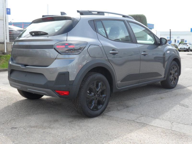 Dacia Sandero (2026) Stepway Extreme Eco-G 120      - fotka 3 z 7