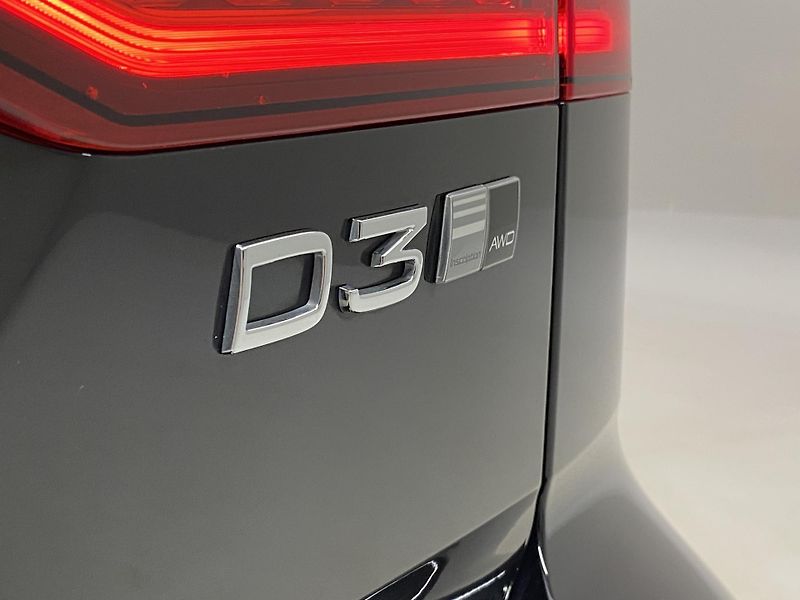 Volvo V60 D3 AWD INSCRIPTION REZERVACE - fotka 34 z 42