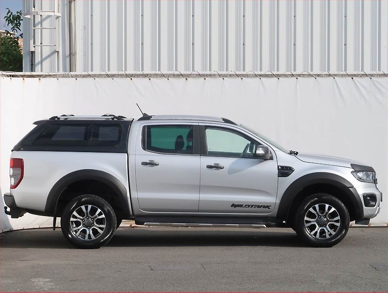 Ford Ranger (2020) 2.0 EcoBlue - fotka 6 z 23