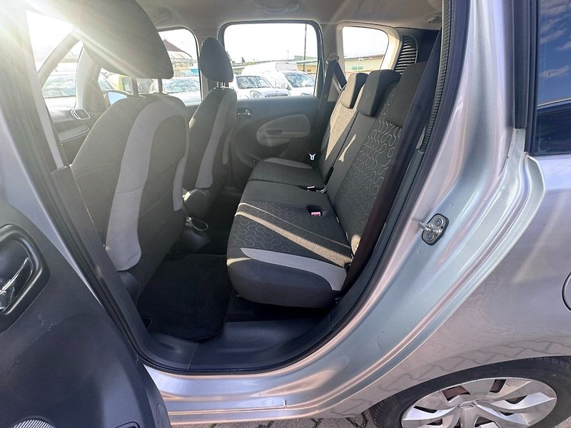 Citroën C3 Picasso (2011) 1,6 88 KW TAŽNÉ STK - fotka 33 z 43