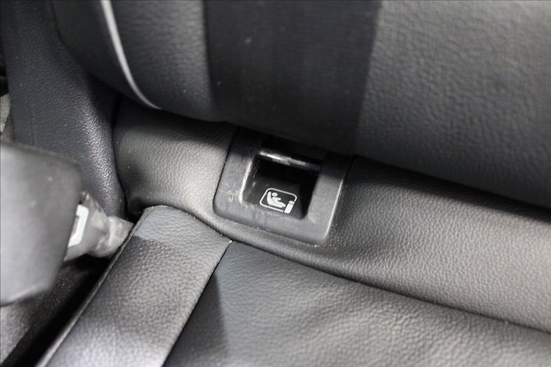 Volkswagen Tiguan Allspace 2,0 TSI ALL 4M DSG R-line - fotka 31 z 33