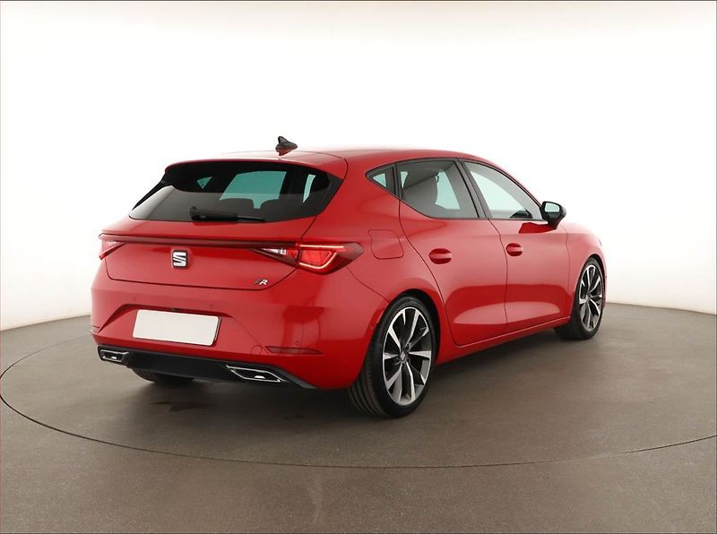 Seat Leon (2021) 1.5 TSI, Kůže, Tempomat - fotka 5 z 21