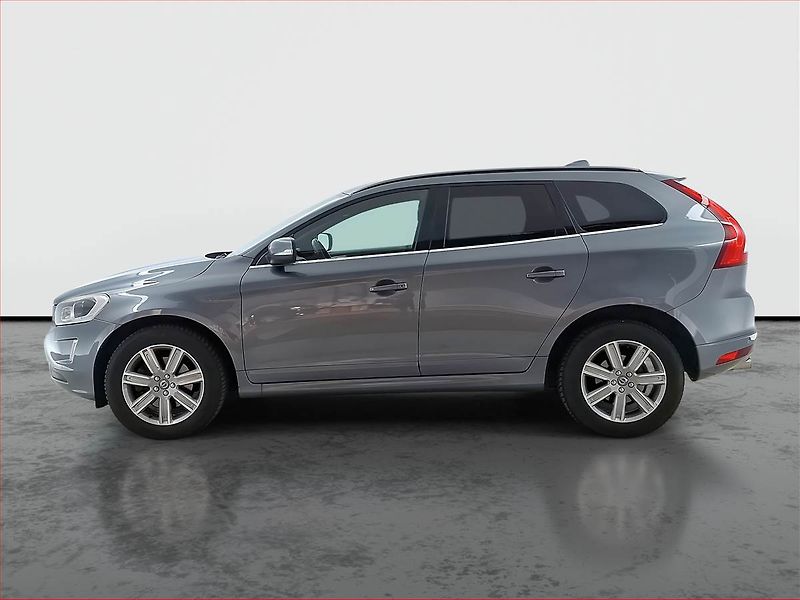 Volvo XC60 (2016) D3, Automat, Kůže, Navi - fotka 3 z 19