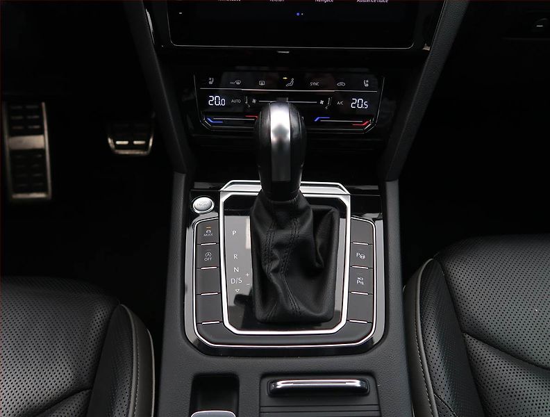 Volkswagen Arteon (2021) Elegance 2.0 TDI, digi klima - fotka 13 z 31