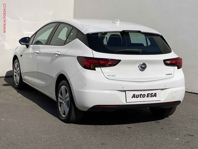 Opel Astra (2017) 1.4T, Edition, navi - fotka 6 z 18