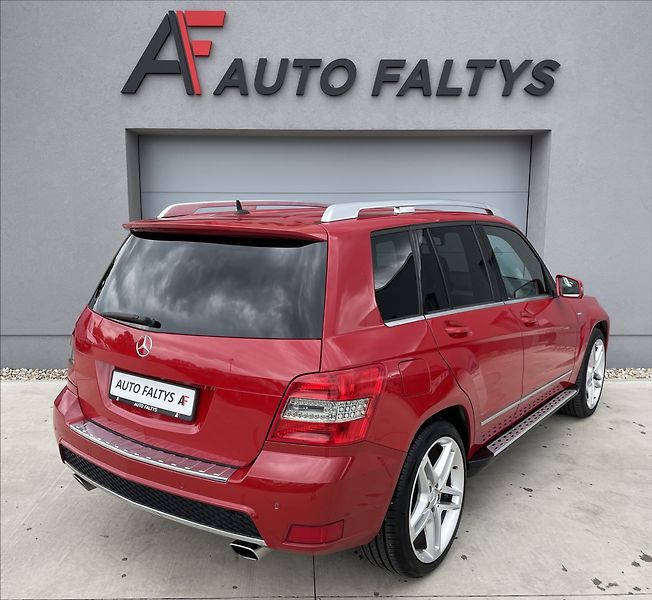 Mercedes-Benz GLK 350CDI AMG 4MATIC AUT. ČR. - fotka 3 z 22