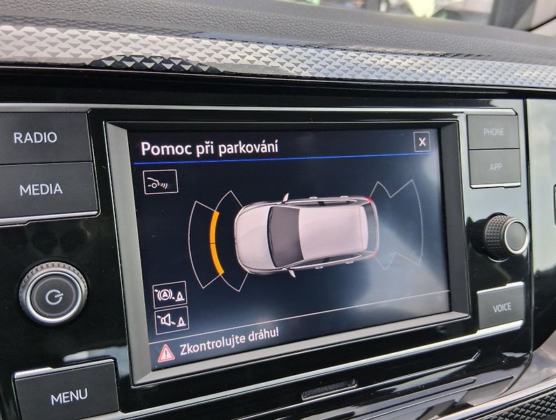 Volkswagen Polo LIFE 1.0 TSI 70 kW - fotka 22 z 22