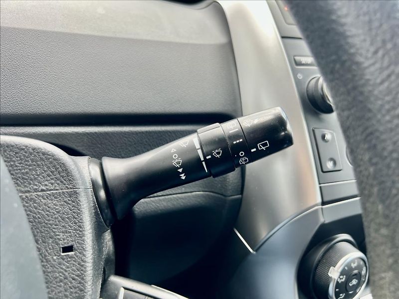 Toyota Verso 1,6 D-4D KLIMA - fotka 23 z 36