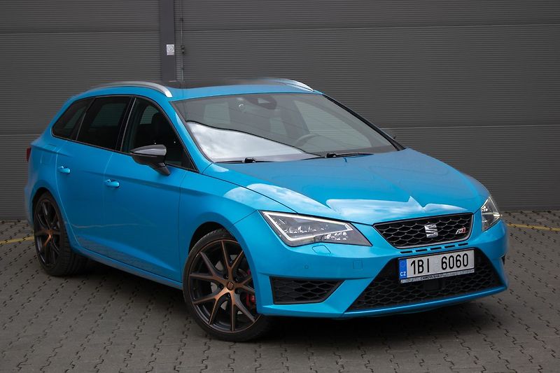 Seat Leon - fotka 4 z 39