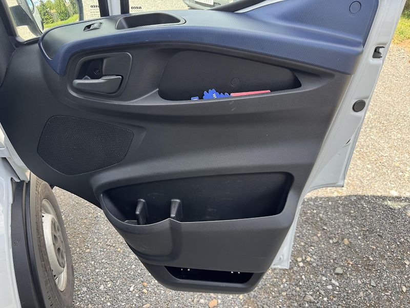 Iveco Daily 3.0,132kw,10pal.,měchy,klima - fotka 20 z 43