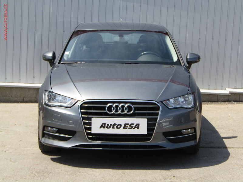 Audi A3 (2013) 1.4 TFSi, AT, navi, park - fotka 2 z 18
