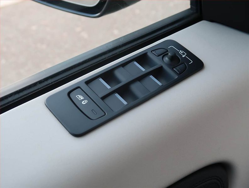 Land Rover Discovery Sport (2021) D165 - fotka 19 z 28