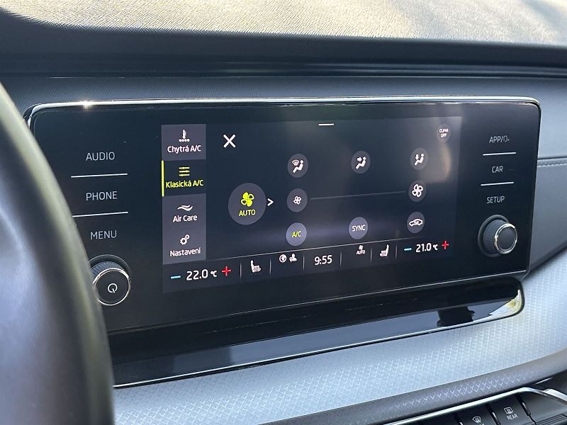 Škoda Octavia (2022) 1.5 TSI M-HEV DSG Ambition+ - fotka 14 z 32