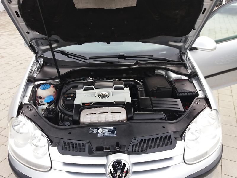 Volkswagen Golf 1.4TSi,103kW,DSG,DIG.KLIMA! - fotka 18 z 21