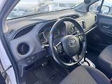 Toyota Yaris (2016) HYBRID 1,5 54 KW STK AUTOMAT - náhled 12