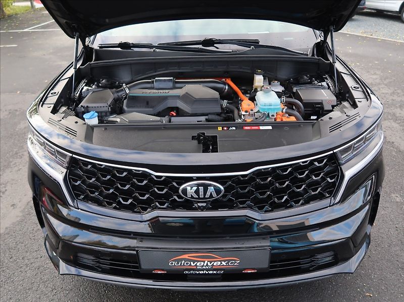 Kia Sorento 1,6 T-GDi195kW,PHEV,NovéČR,DPH - fotka 29 z 38