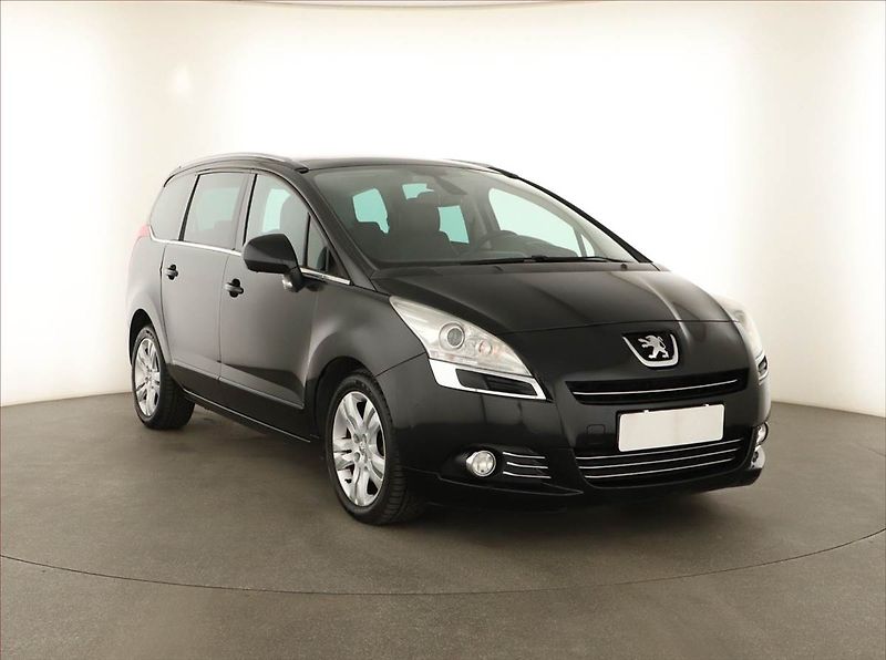 Peugeot 5008 (2011) 2.0 HDI, Automat, Xenony - fotografie inzerátu