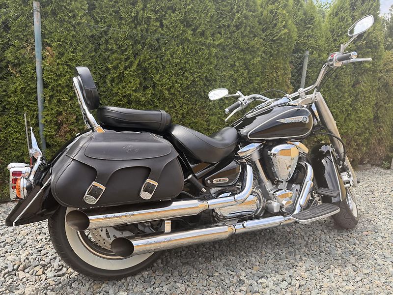 Yamaha XV 1600 A Wild Star (2001) - fotka 2 z 15