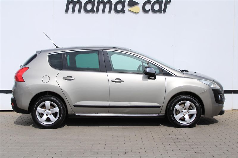 Peugeot 3008 1.6THP 115kW PREMIUM ČR - fotka 8 z 25