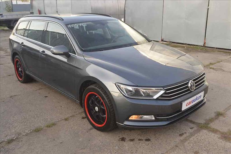 Volkswagen Passat (2017) VARIANT1,6 TDI BMT - fotka 3 z 22