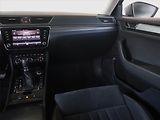 Škoda Superb (2019) 2.0 TDI, Automat, Kůže, Navi - náhled 8