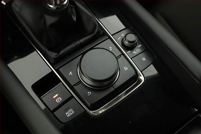 Mazda 3 (2021) 2.0 e-Skyactiv X - fotka 18 z 20