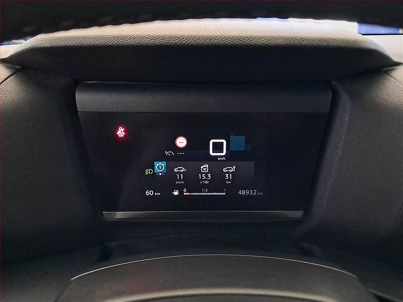 Citroën C4 (2022) 1.2 PureTech, Serv.kniha - fotka 11 z 16
