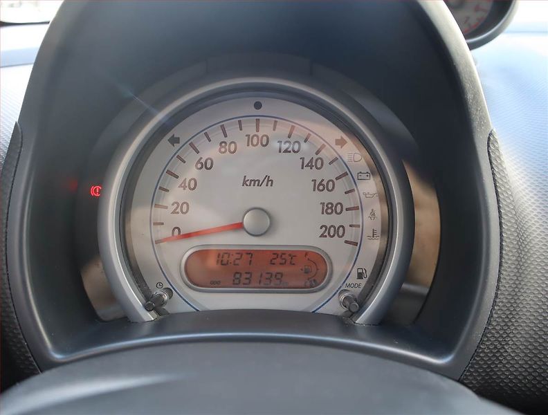 Suzuki Splash (2012) 1.0, Vyhř. sedaček - fotka 11 z 16