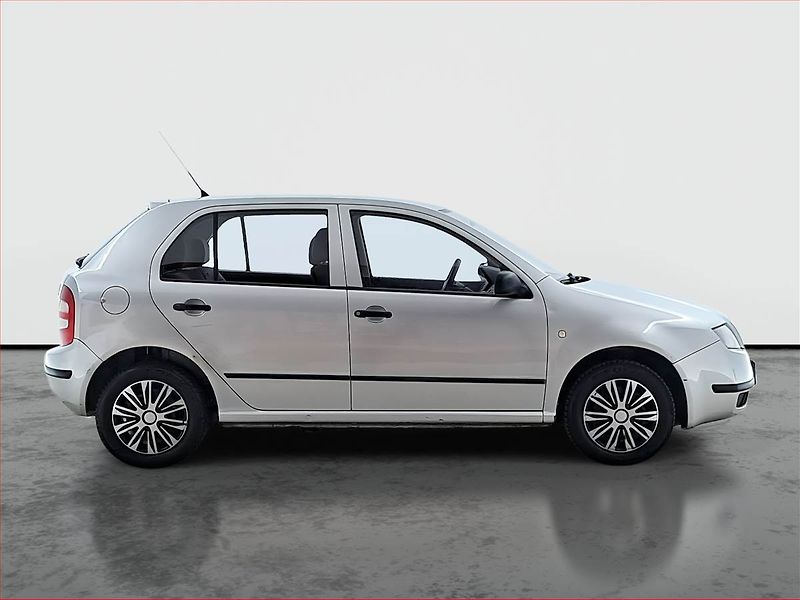 Škoda Fabia (2002) 1.2, po STK, zamluveno - fotka 6 z 13