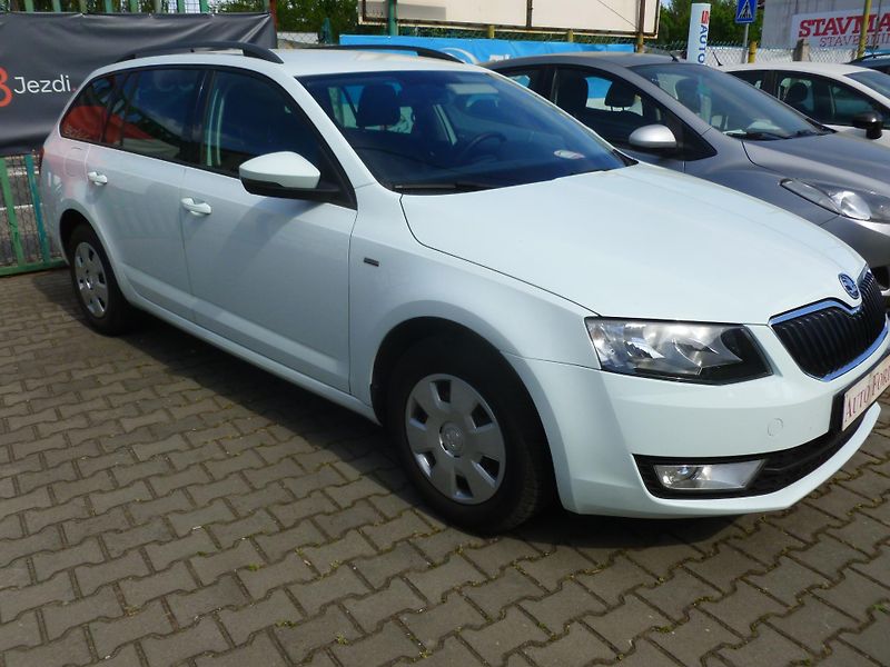 Škoda Octavia KOMBI III  TSI 85 KW NAVIGACE - fotka 3 z 20
