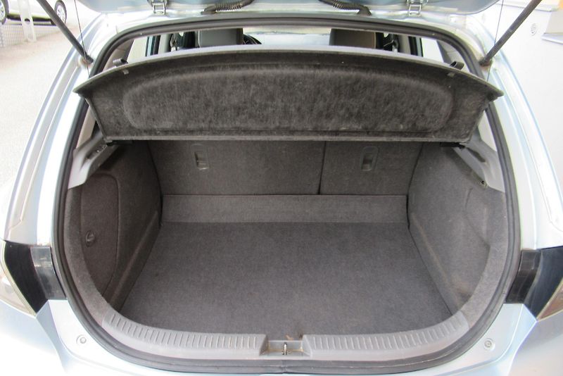 Mazda 3 1.4 16V KLIMA PŮVOD ČR - fotka 18 z 20