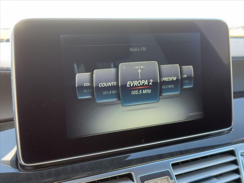 Mercedes-Benz CLS 3,0 350CDI 185kW AMG-Line 4M C - fotka 24 z 38