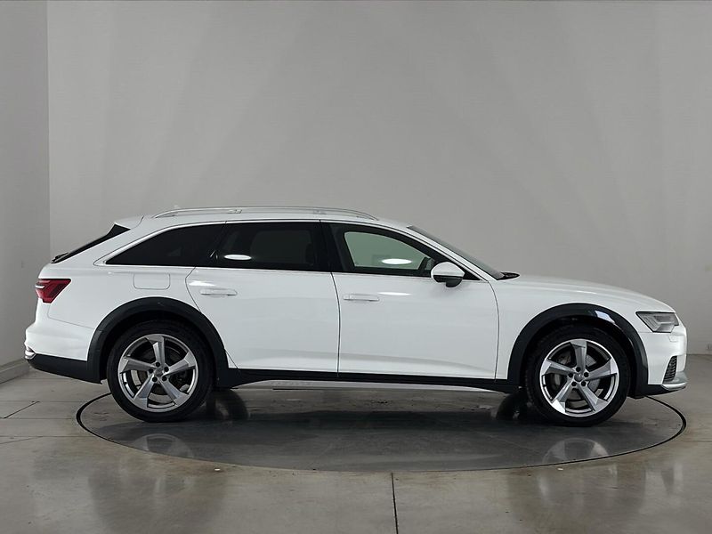 Audi A6 Allroad Kombi quattro 0 - fotka 16 z 30