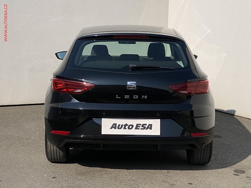 Seat Leon (2019) 1.5 TSi, Style, LED, +kola - fotka 5 z 18